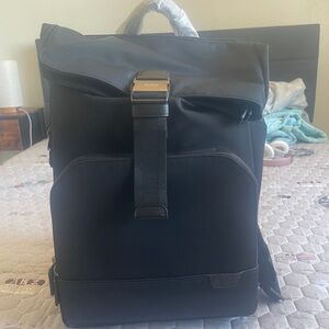 Tumi HARRISON
Osborn Roll Top Backpack BNWT